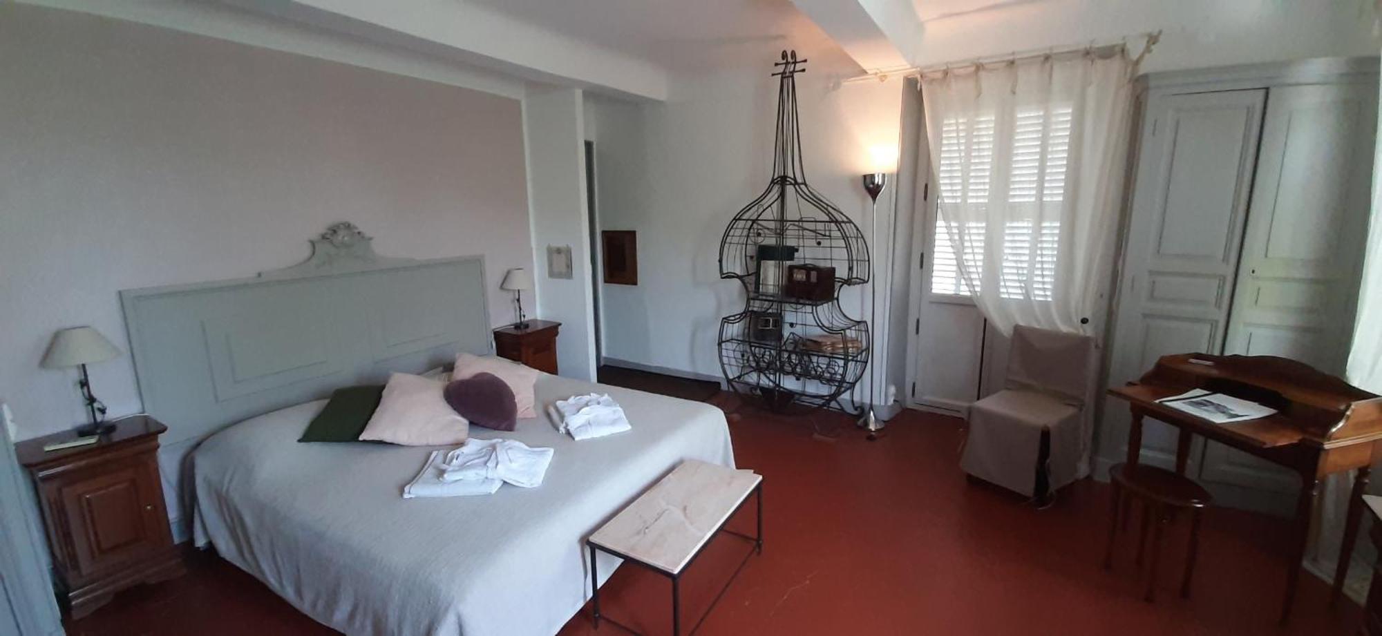 Bed And Breakfast La Grande Lauzade 勒吕克 外观 照片
